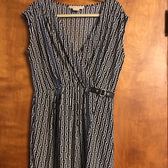 MICHAEL Michael Kors Dresses & Skirts - Michael Kors Sleeveless Dress Size PL